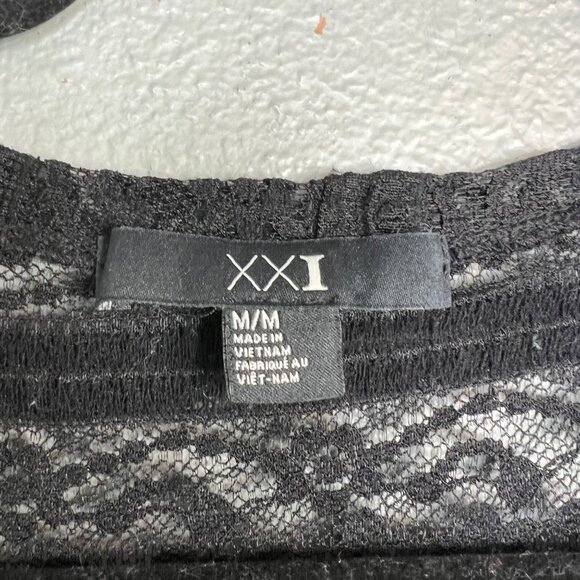 Forever 21 Black Lace Top Women's M 3/4 Sleeve Whimsigoth Gothic Fairy Goth Vamp - Picture 2 of 7